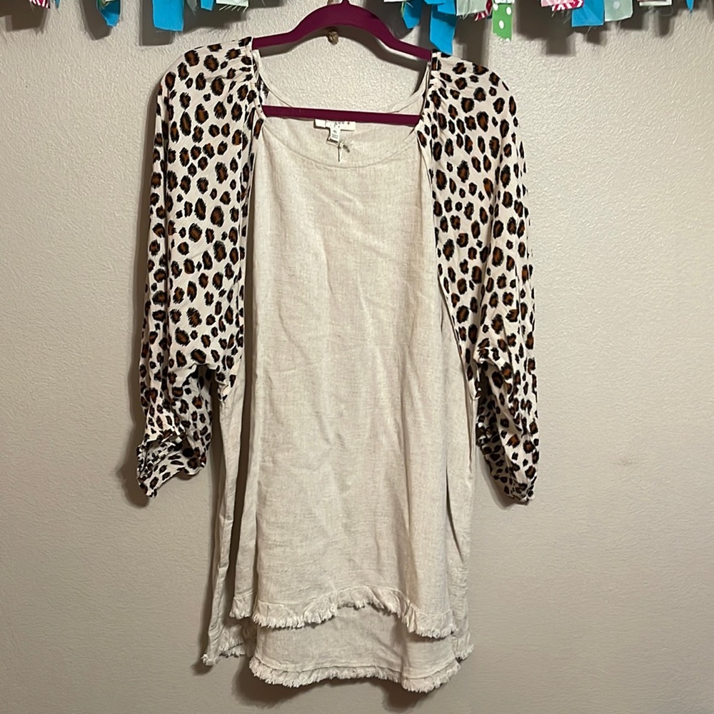 BNWT Umgee Leopard Top 1XL